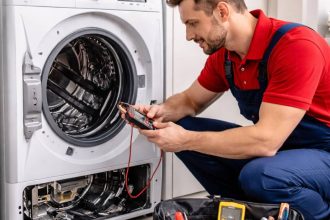 Ankara Samsung çamaşır makinesi servisi teknisyeninin bakım yaptığı çamaşır makinesi